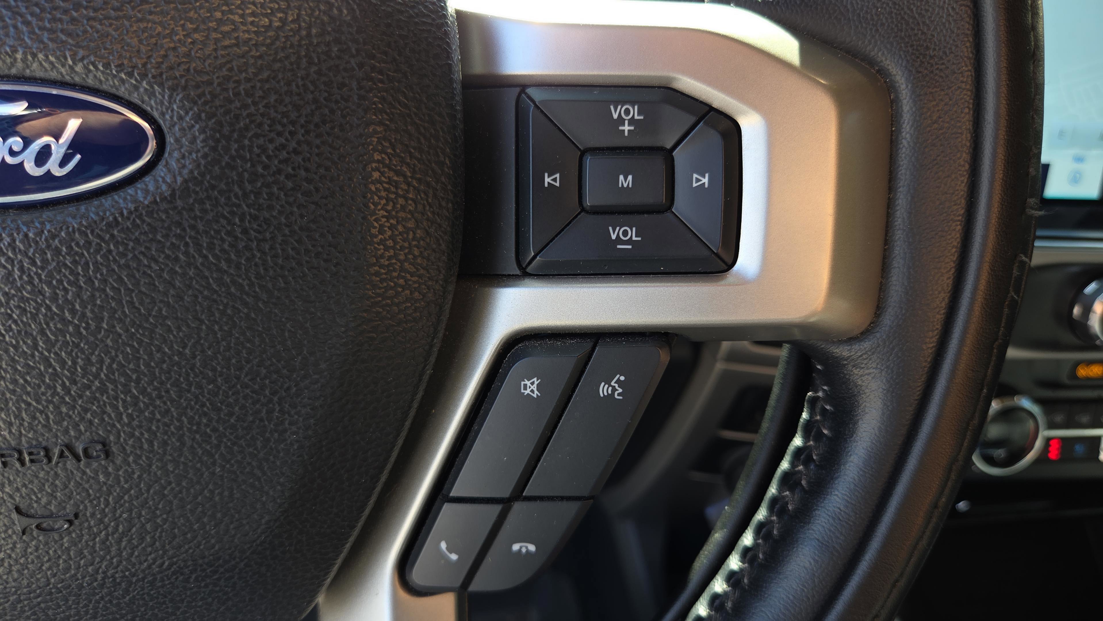 Used 2022 Ford F250 Lariat w/ Lariat Ultimate Package image 31