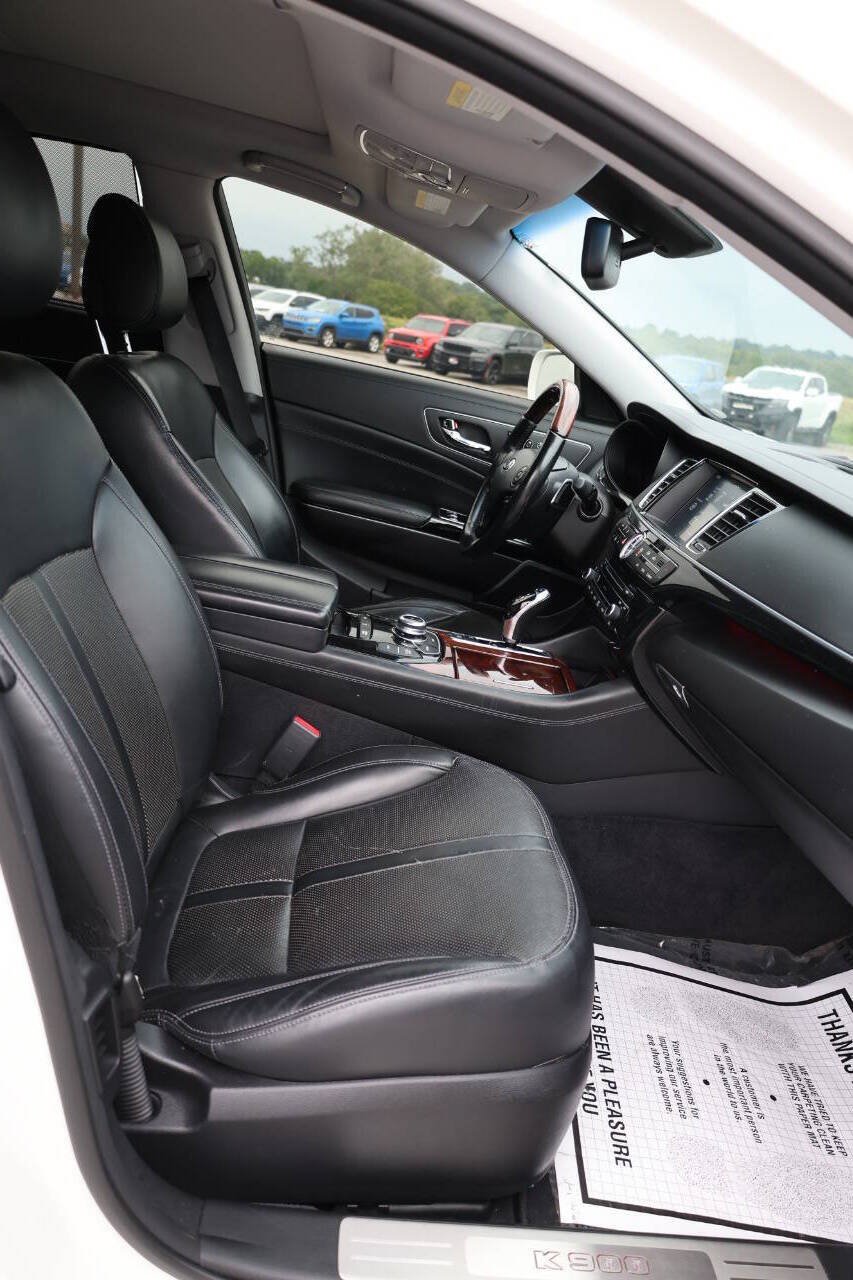 Used 2016 Kia K900 Luxury RWD image 15