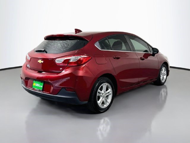 Used 2018 Chevrolet Cruze LT w/ Convenience Package FWD image 10