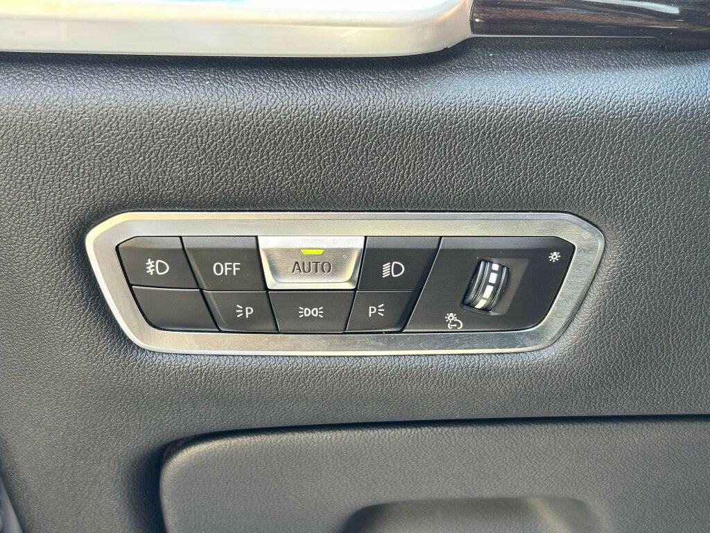 Used 2021 BMW X5 xDrive40i w/ Convenience Package AWD/4WD image 37