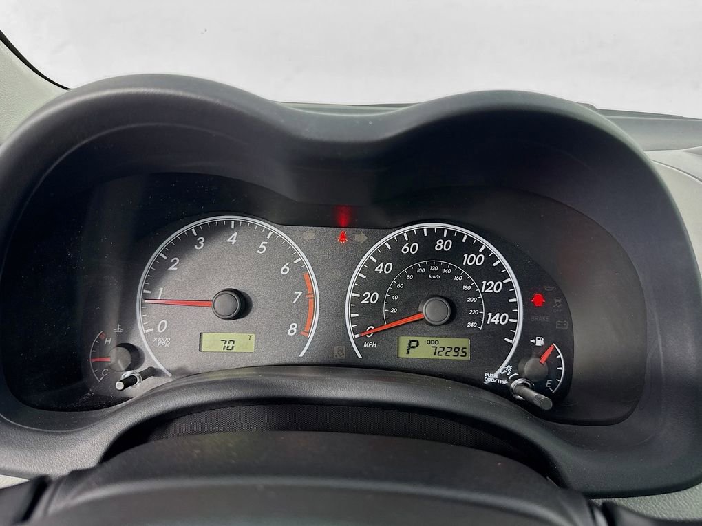 Used 2013 Toyota Corolla LE image 19