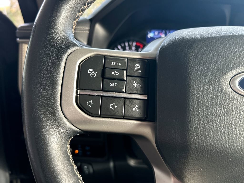 Used 2024 Ford Expedition Max Limited image 19