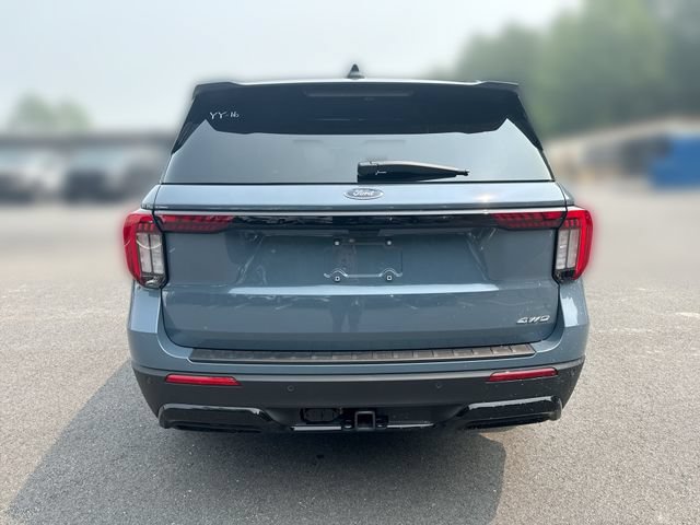 New 2026 Ford Explorer ST-Line w/ ST-Line Street Pack AWD/4WD image 7