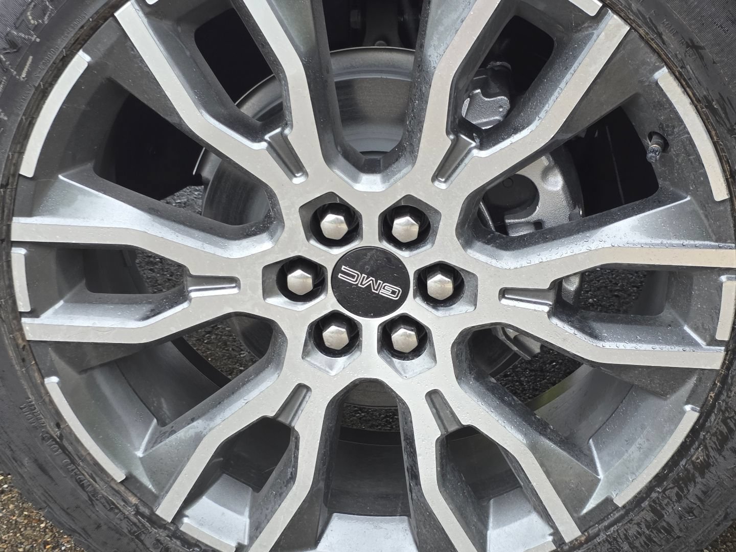 New 2026 GMC Acadia Denali Ultimate AWD/4WD image 13