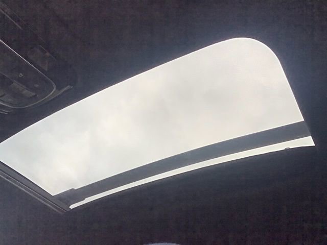 Certified 2022 Hyundai Palisade Calligraphy w/ Winter Package image 36