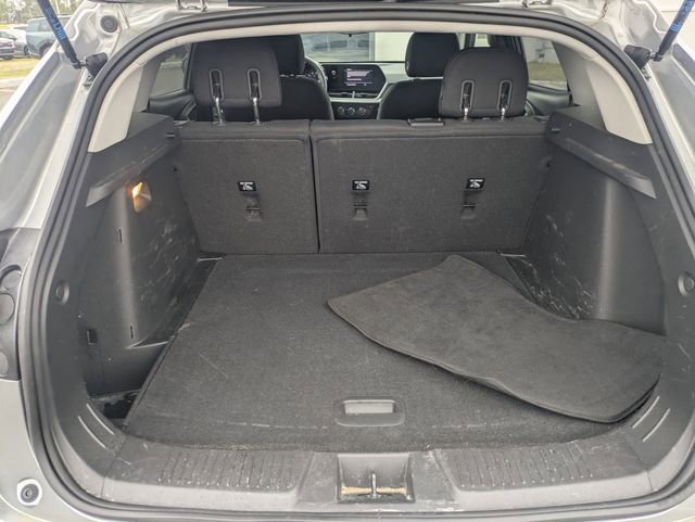 Used 2024 Chevrolet Trax LS w/ Driver Confidence Package FWD image 12