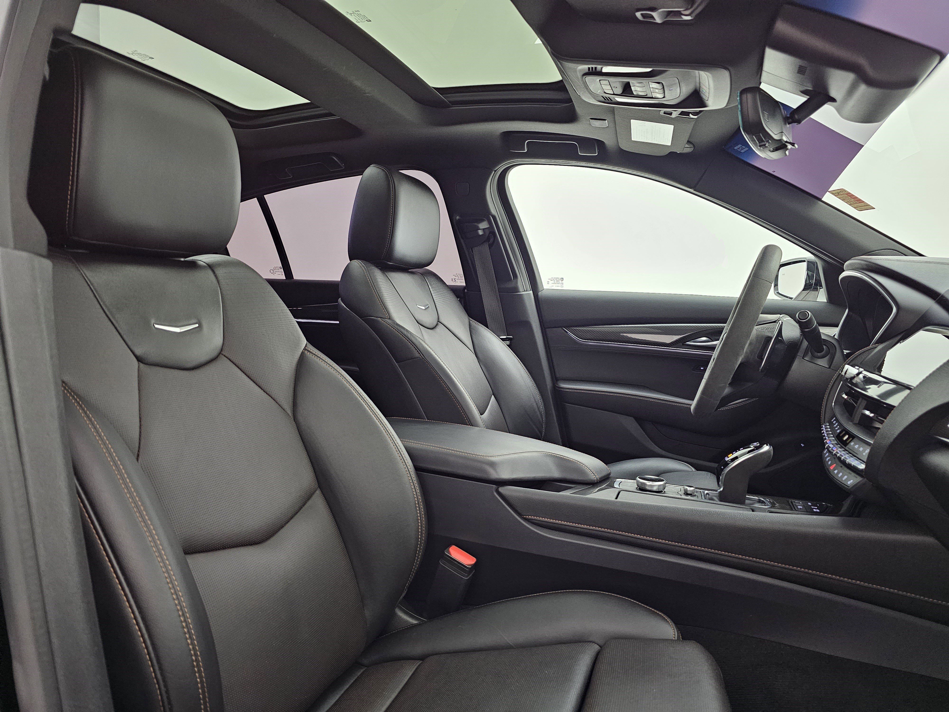 Used 2021 Cadillac CT5 V w/ Premium Package image 16