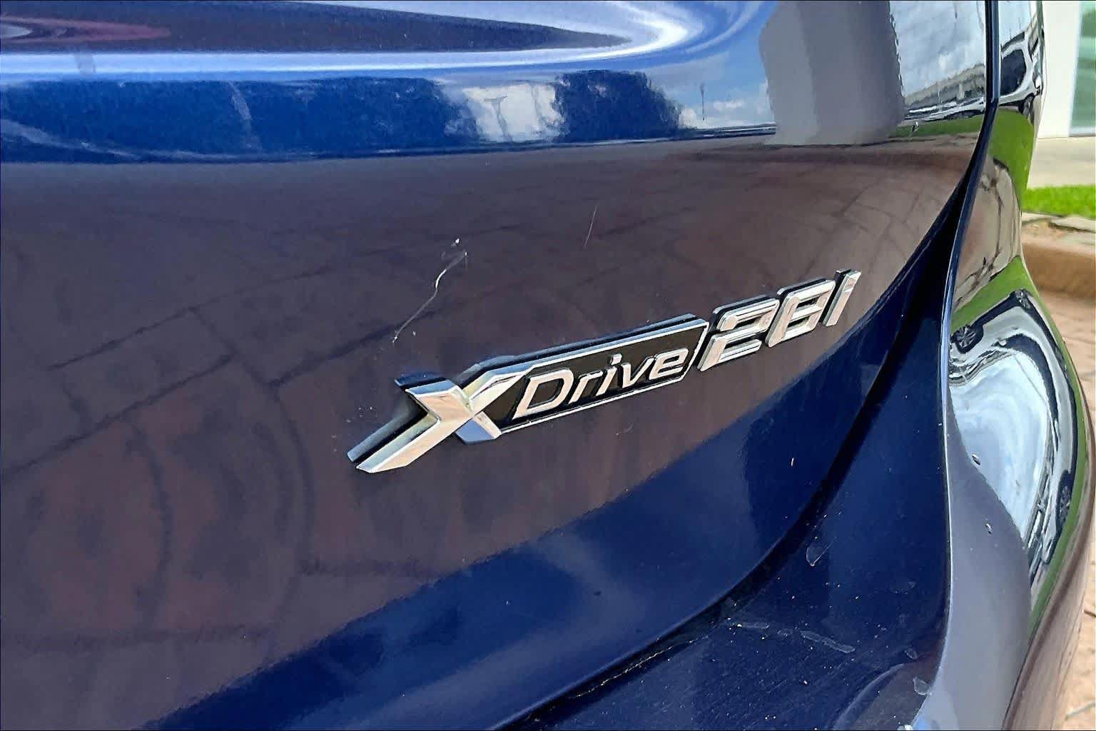 Used 2018 BMW X1 xDrive28i w/ Convenience Package AWD/4WD image 9