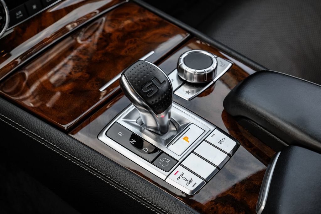 Used 2014 Mercedes-Benz SL 550 image 22