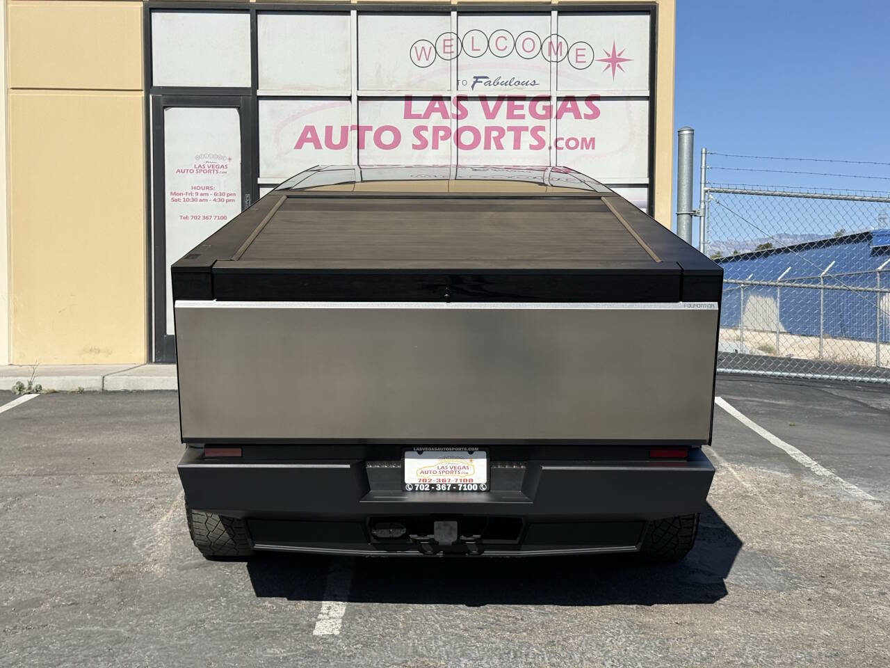 Used 2024 Tesla Cybertruck AWD Crew Cab image 8