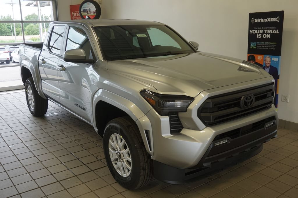 New 2026 Toyota Tacoma SR5 AWD/4WD image 2