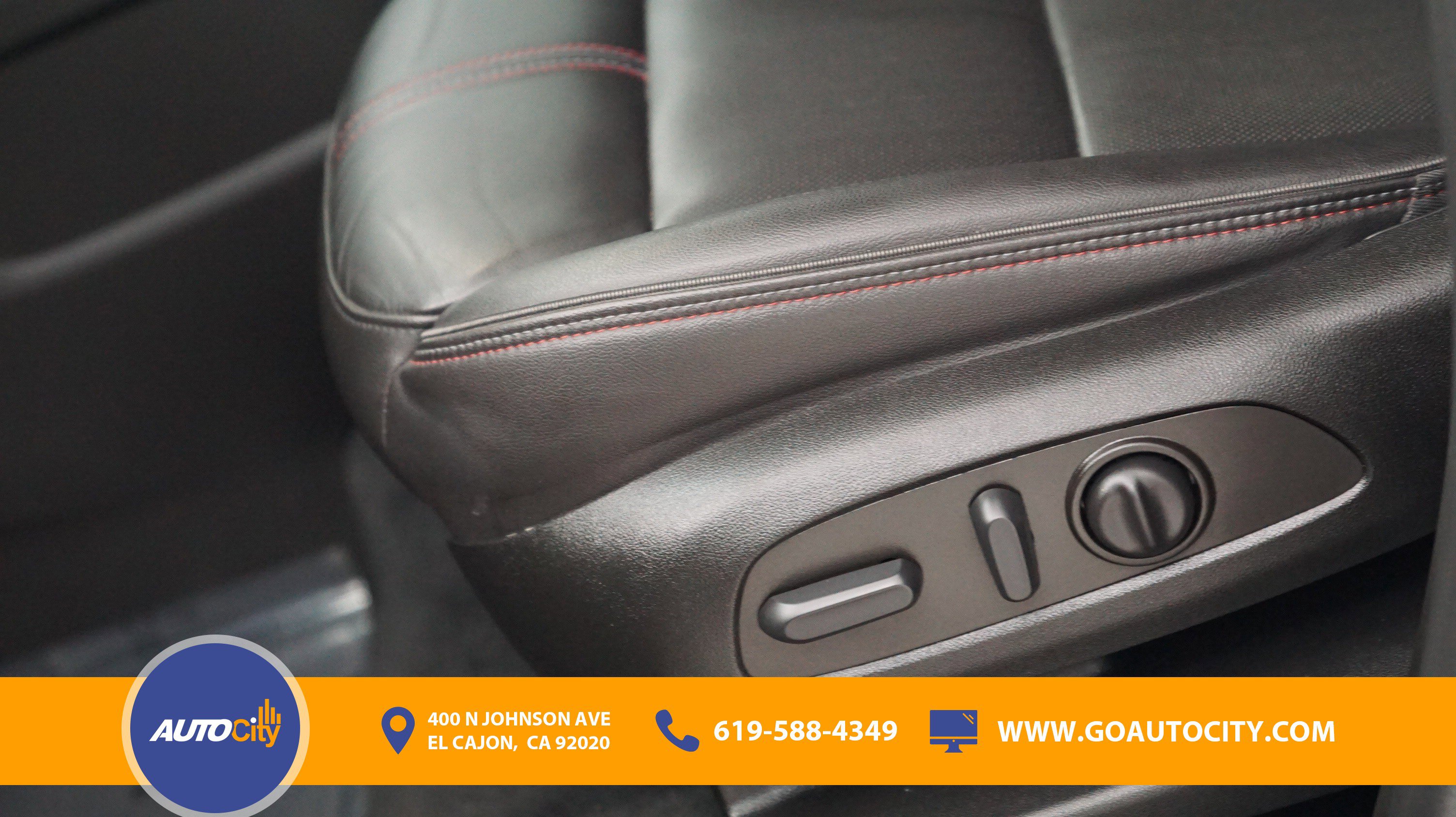 Used 2023 Chevrolet Traverse RS w/ LPO, Cargo Package image 17