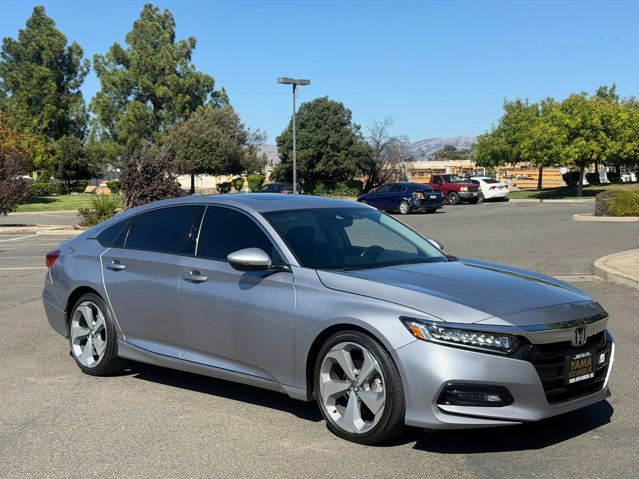 Used 2020 Honda Accord Touring image 6
