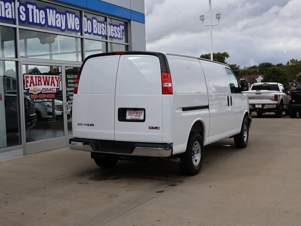 New 2025 GMC Savana 2500 w/ Enhanced Convenience Package RWD image 3
