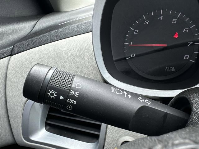 Used 2011 Chevrolet Equinox LT w/ Driver Convenience Package image 35