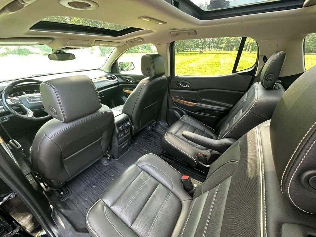 Used 2019 GMC Acadia Denali w/ Technology Package image 15