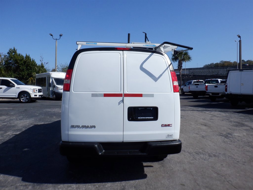 Used 2023 GMC Savana 2500 w/ Driver Convenience Package image 4