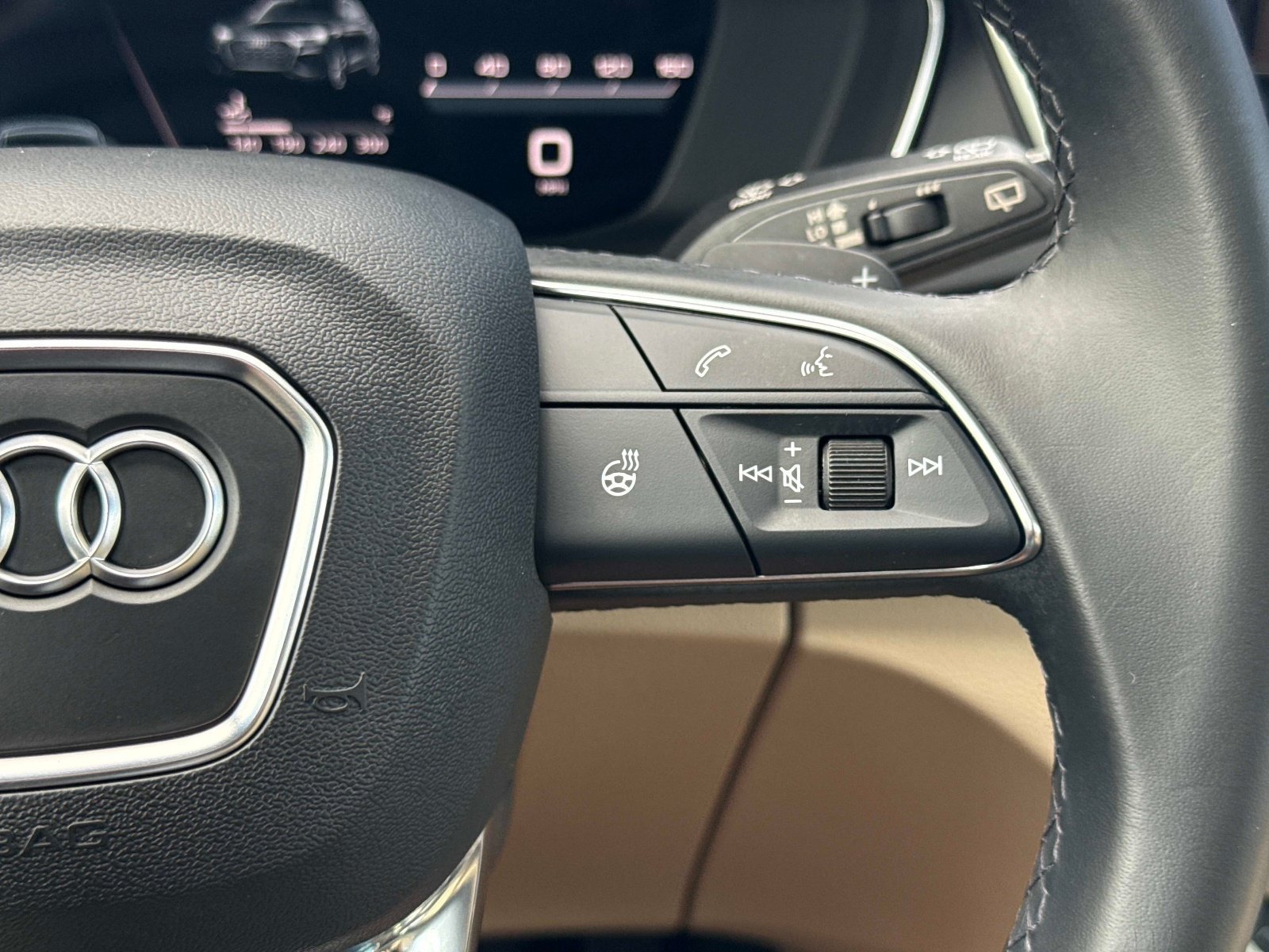 Certified 2023 Audi Q5 2.0T Premium Plus w/ Premium Plus Package AWD/4WD image 33