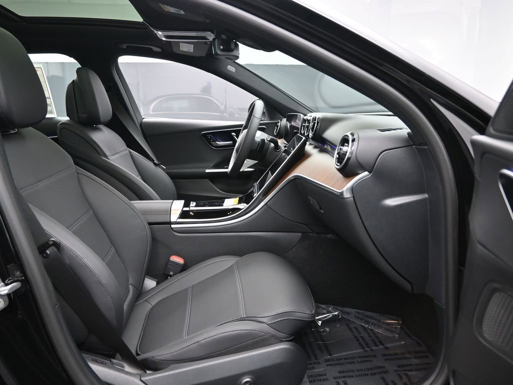 New 2025 Mercedes-Benz C 300 4MATIC Sedan image 27