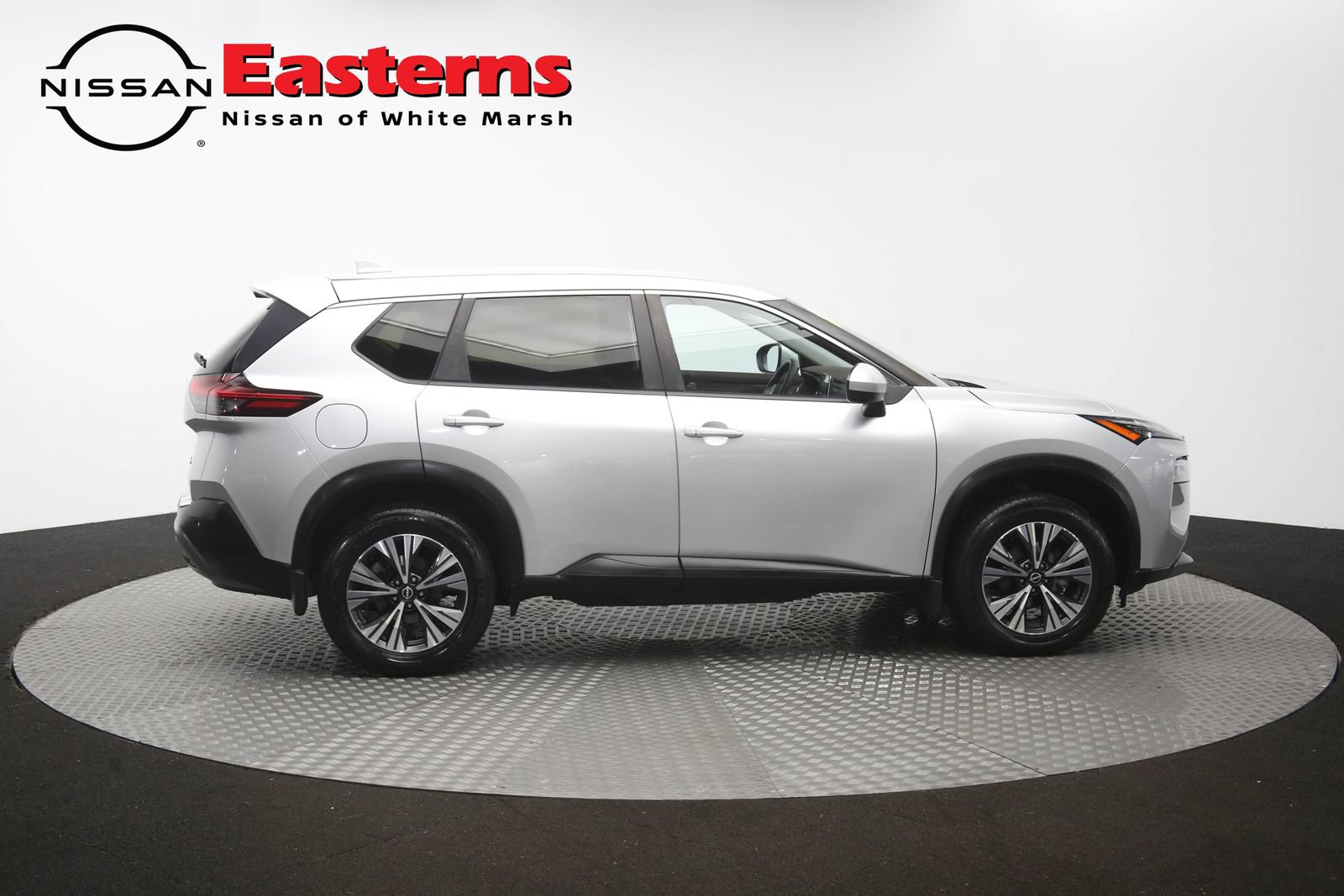 Used 2023 Nissan Rogue SV AWD/4WD image 44