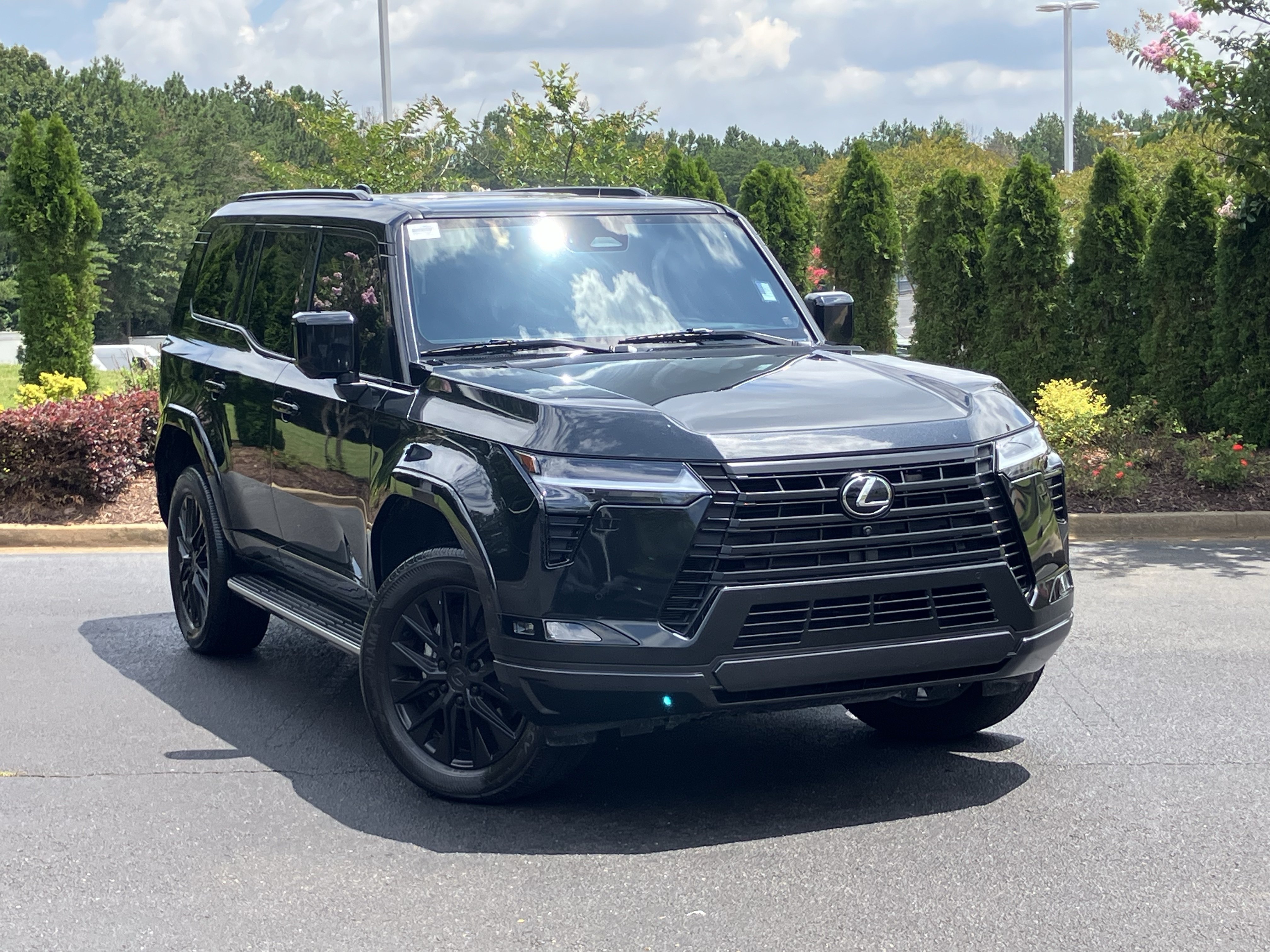 Used 2024 Lexus GX 550 w/ Cold Area Package AWD/4WD image 2
