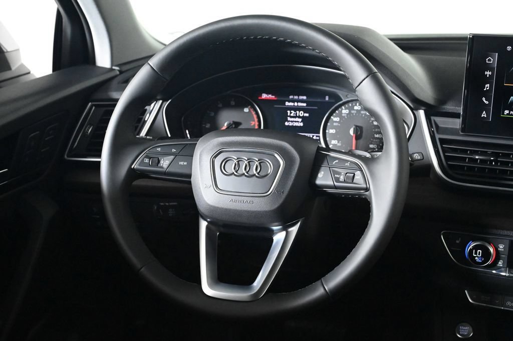 Used 2024 Audi Q5 2.0T Premium w/ Convenience Package AWD/4WD image 10