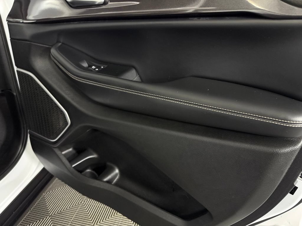 Certified 2022 Jeep Grand Cherokee L Laredo RWD image 35