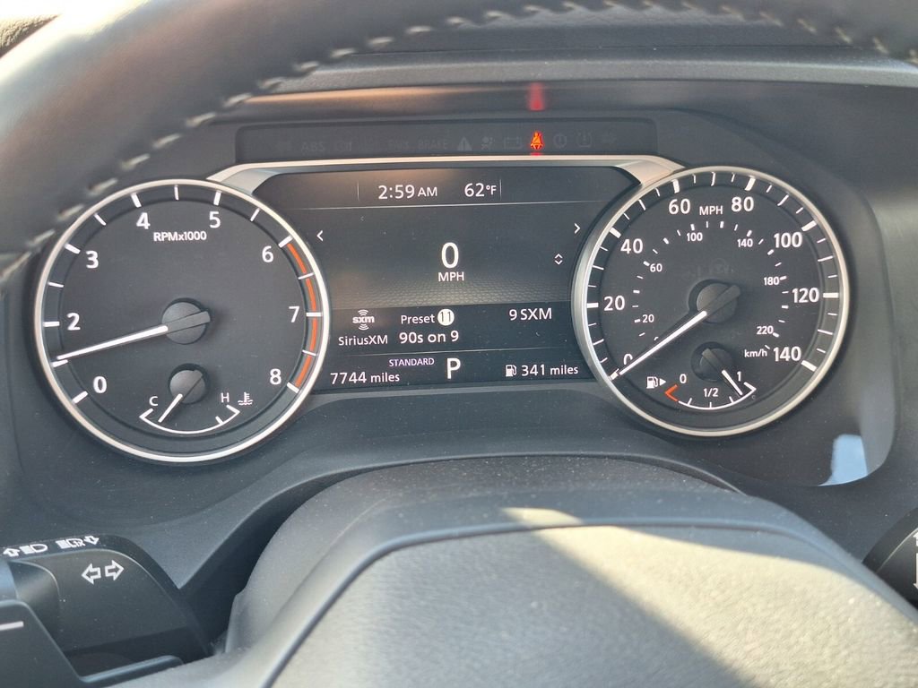 Certified 2025 Nissan Rogue SV image 13