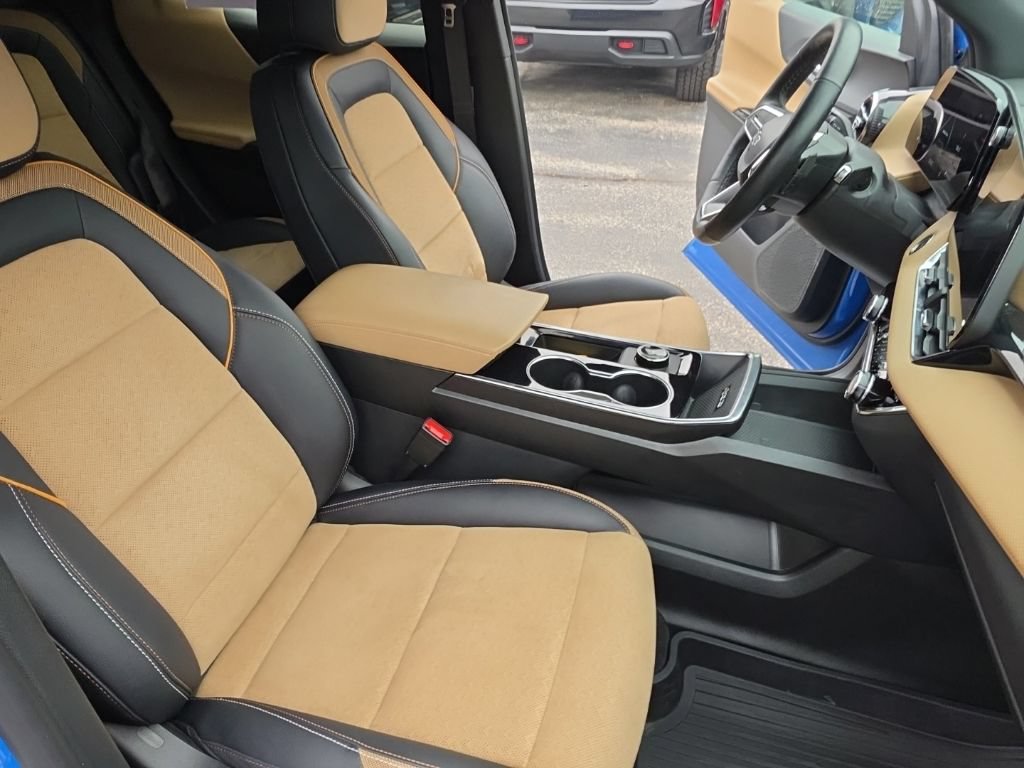 Certified 2025 Chevrolet Equinox ACTIV w/ Safety and Technology Package AWD/4WD image 26