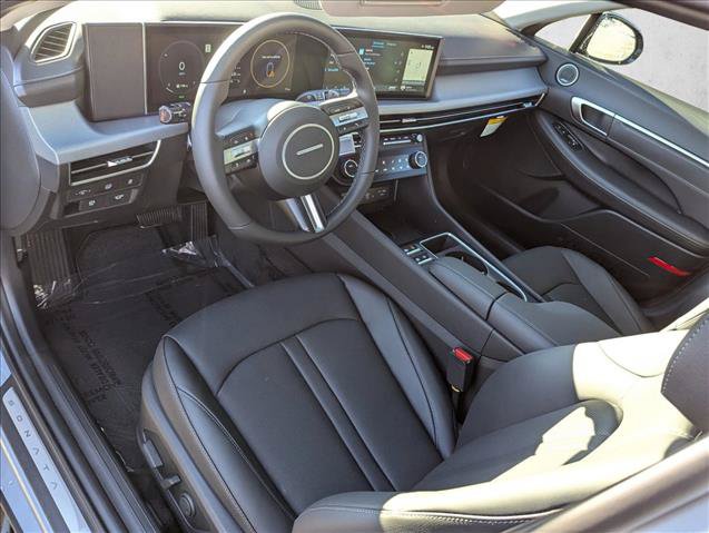 Certified 2025 Hyundai Sonata Limited FWD image 12