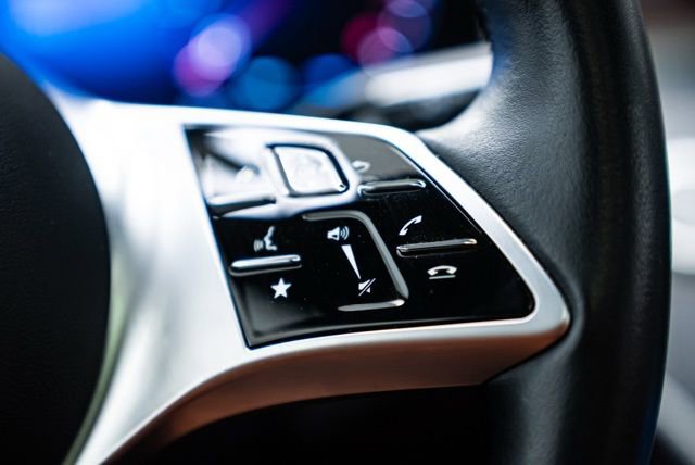 Used 2025 Mercedes-Benz C 300 4MATIC Sedan image 22