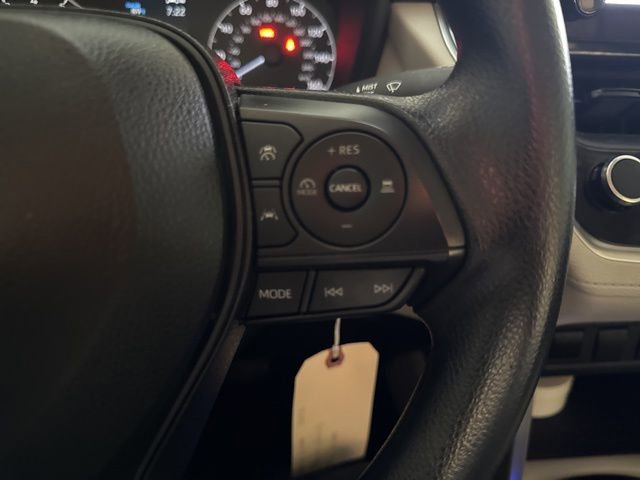 Certified 2023 Toyota Corolla Cross L image 12