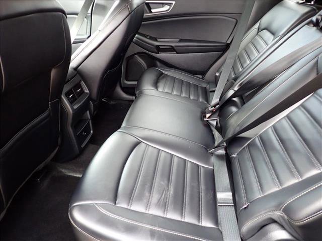 Used 2024 Ford Edge SEL image 9