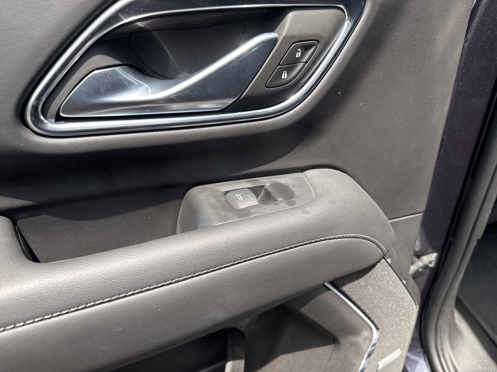 Used 2023 Chevrolet Tahoe Z71 w/ Luxury Package image 36