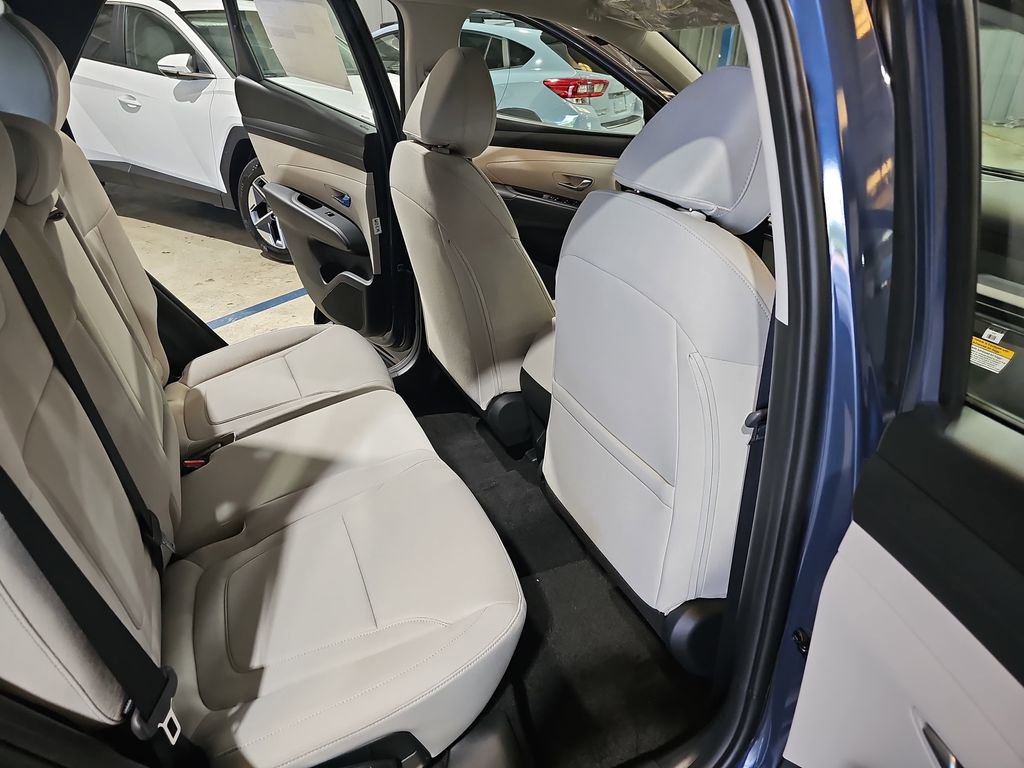 New 2026 Hyundai Tucson SE FWD image 11