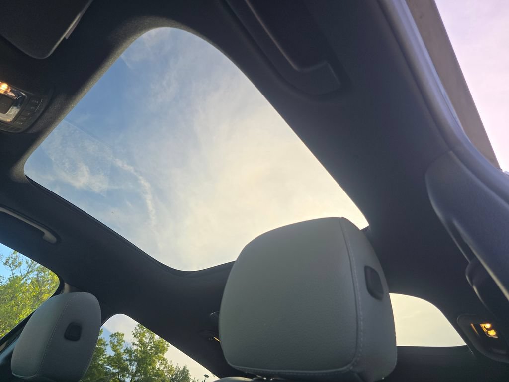 New 2026 Mercedes-Benz GLB 250 4MATIC image 3