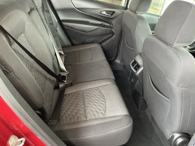 Used 2018 Chevrolet Equinox LT image 18