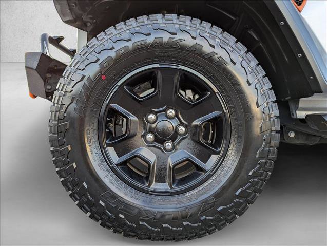 Used 2022 Jeep Gladiator Mojave w/ Trailer Tow Package image 23