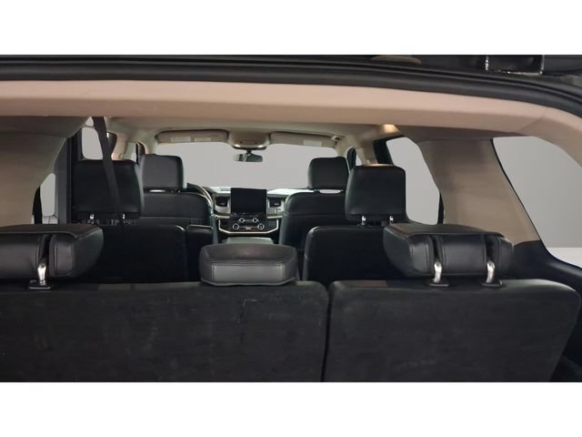 Used 2024 Ford Expedition XLT AWD/4WD image 22