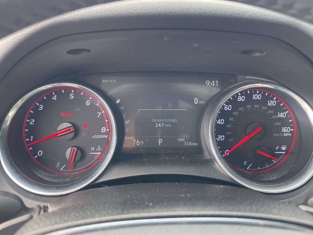 Used 2020 Toyota Camry XSE FWD image 21