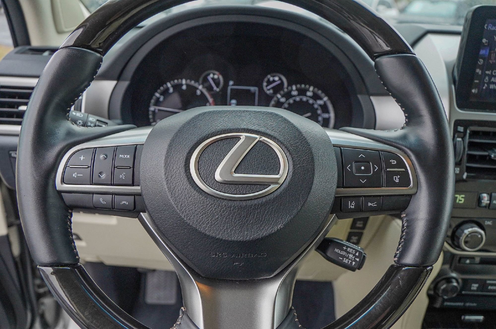 Used 2023 Lexus GX 460 Premium image 10