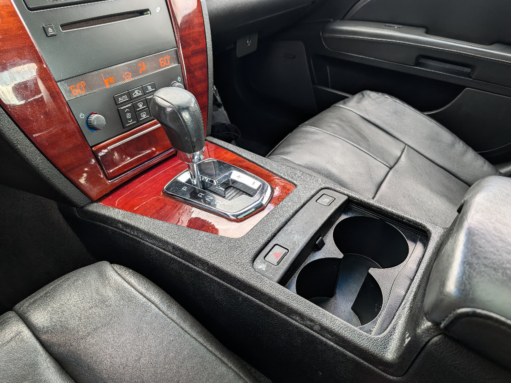 Used 2007 Cadillac STS w/ Wood Trim Package RWD image 22