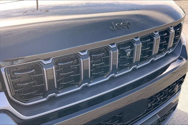 New 2026 Jeep Grand Cherokee L Limited AWD/4WD image 35