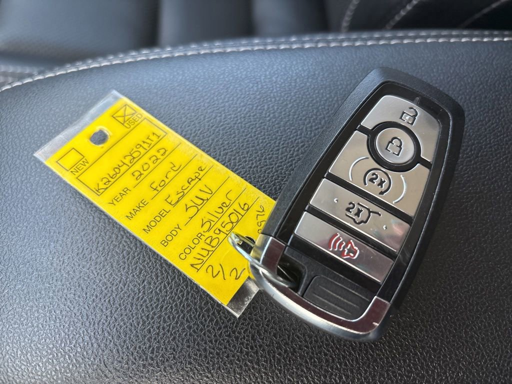 Used 2022 Ford Escape SEL w/ Technology Package FWD image 36