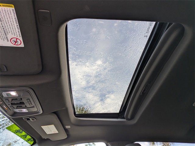 Used 2023 GMC Sierra 2500 Denali w/ Denali Ultimate Package image 21