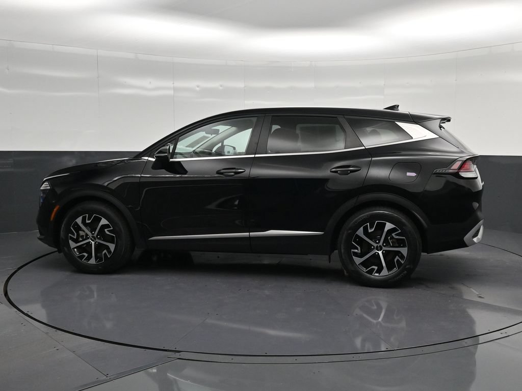 Used 2024 Kia Sportage EX FWD image 8