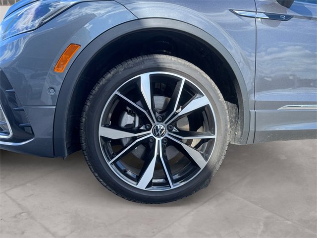Used 2024 Volkswagen Tiguan SEL R-Line image 14