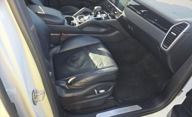 Used 2019 Porsche Cayenne AWD/4WD image 24