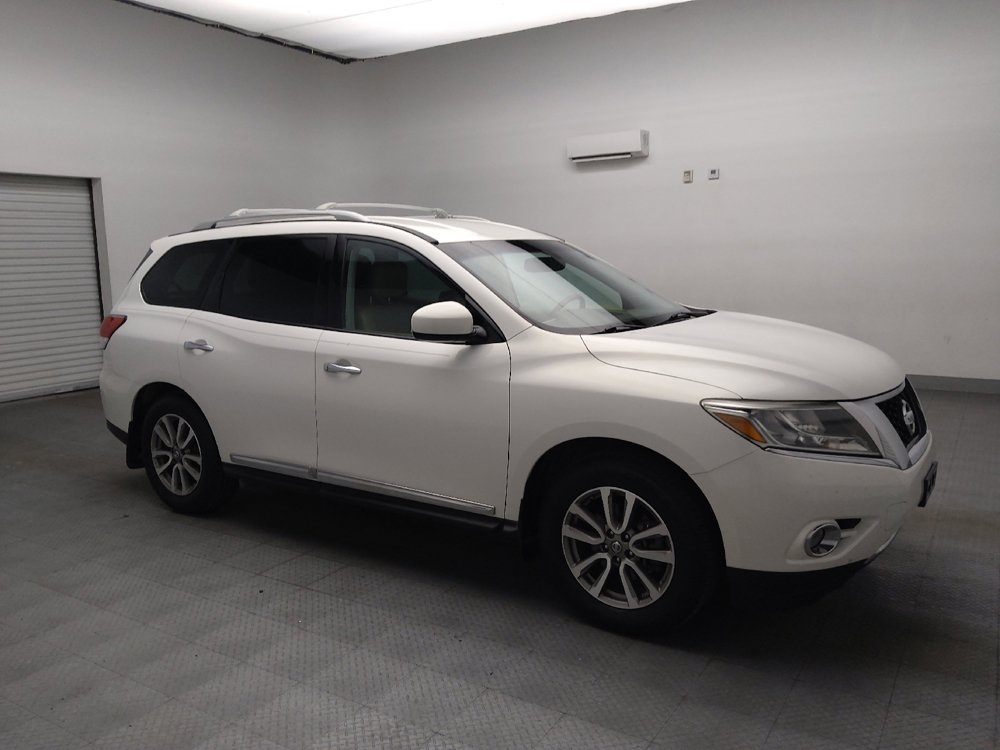 Used 2014 Nissan Pathfinder SL w/ SL Tech Package FWD image 11