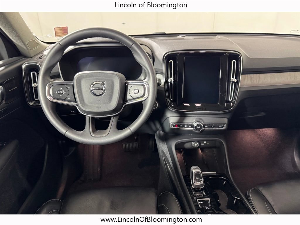 Used 2024 Volvo XC40 B5 Plus w/ Protection Package Premier AWD/4WD image 15